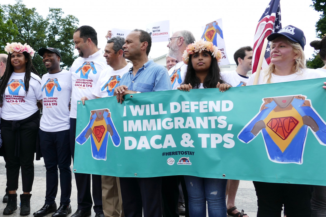 Stand with Immigrant Youth!